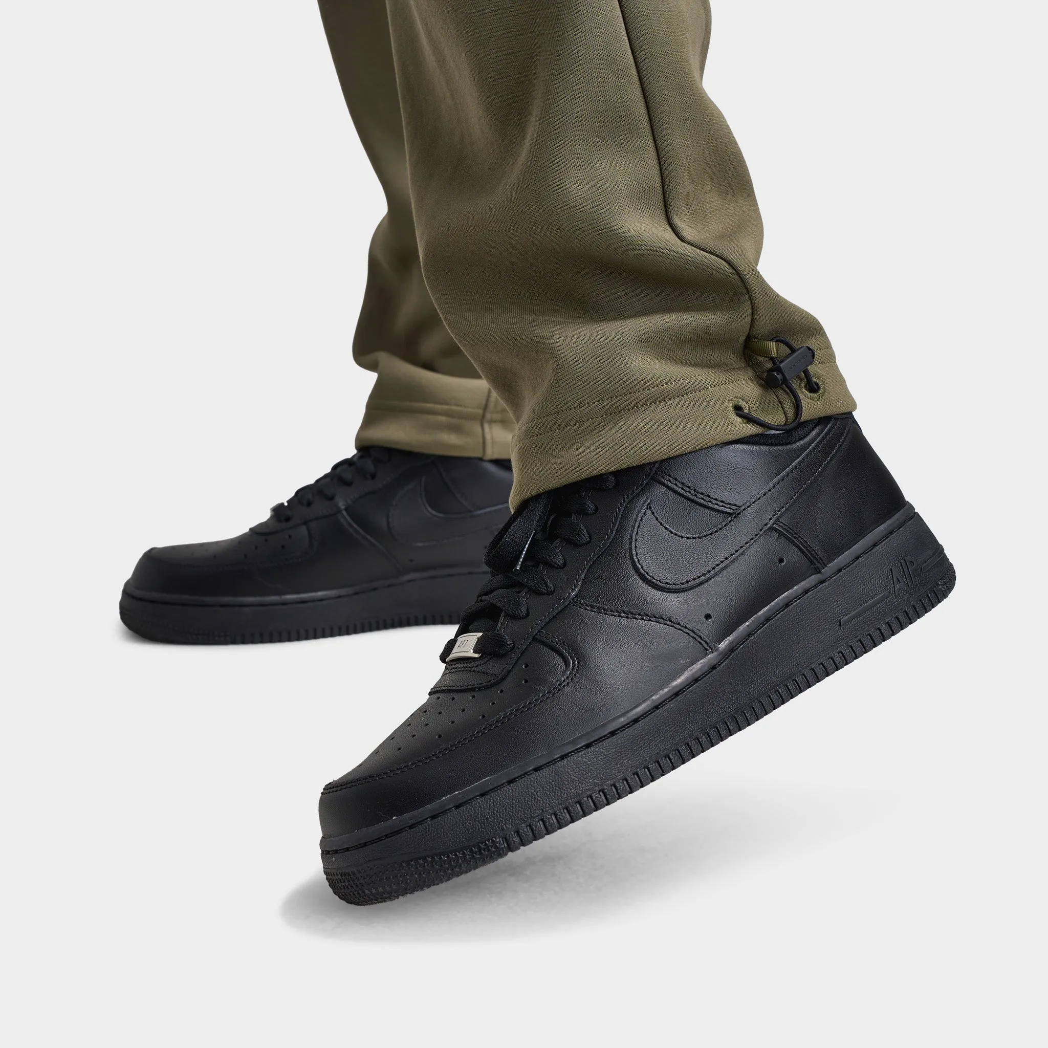 Mens Jordan Jordan Sport Hoop Fleece Dri-FIT Pants Medium Olive / Cargo Khaki