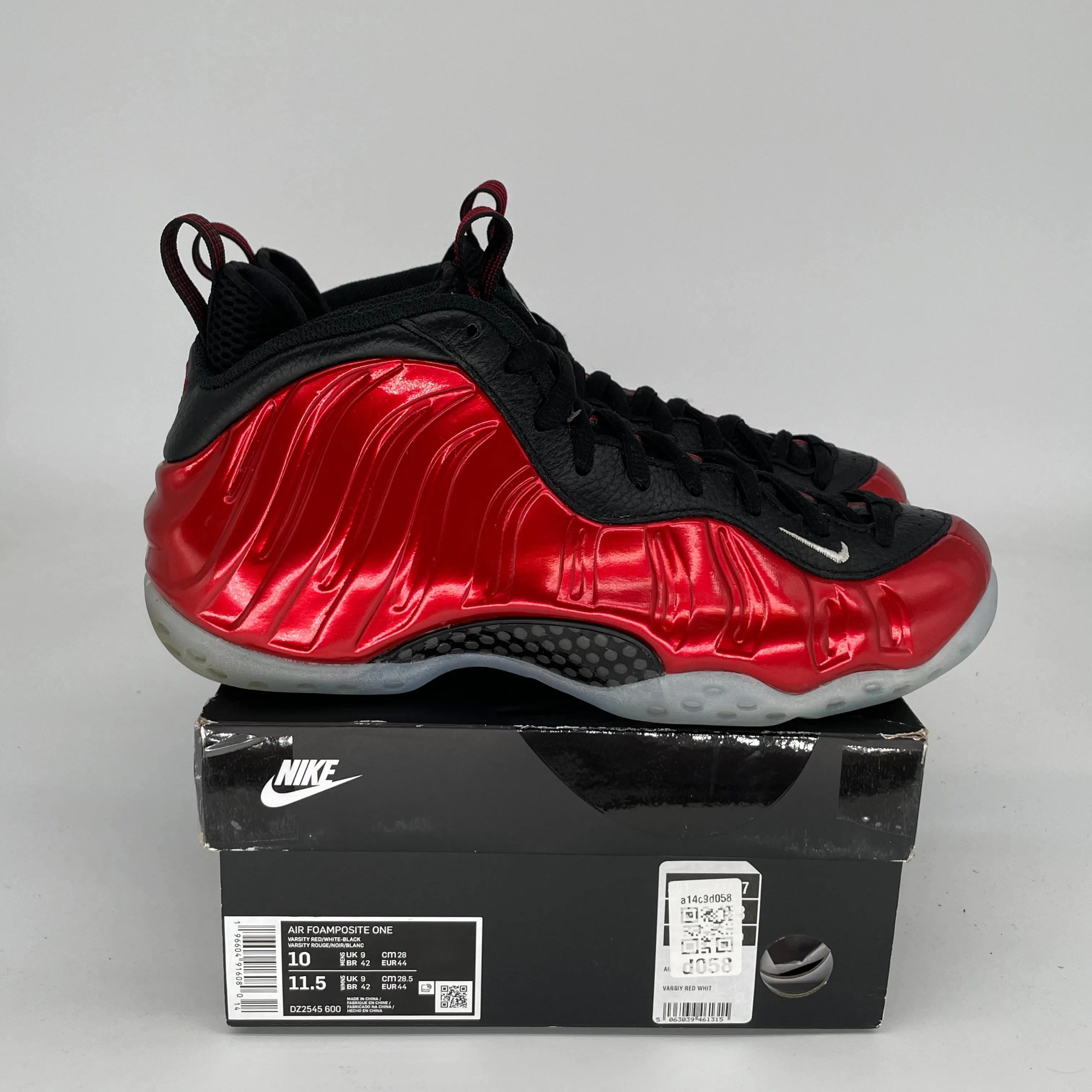 NIKE AIR FOAMPOSITE ONE METALLIC RED SIZE 10 DZ2545-600