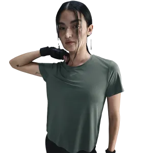 Nike Classic Dri-FIT Short-Sleeve Top