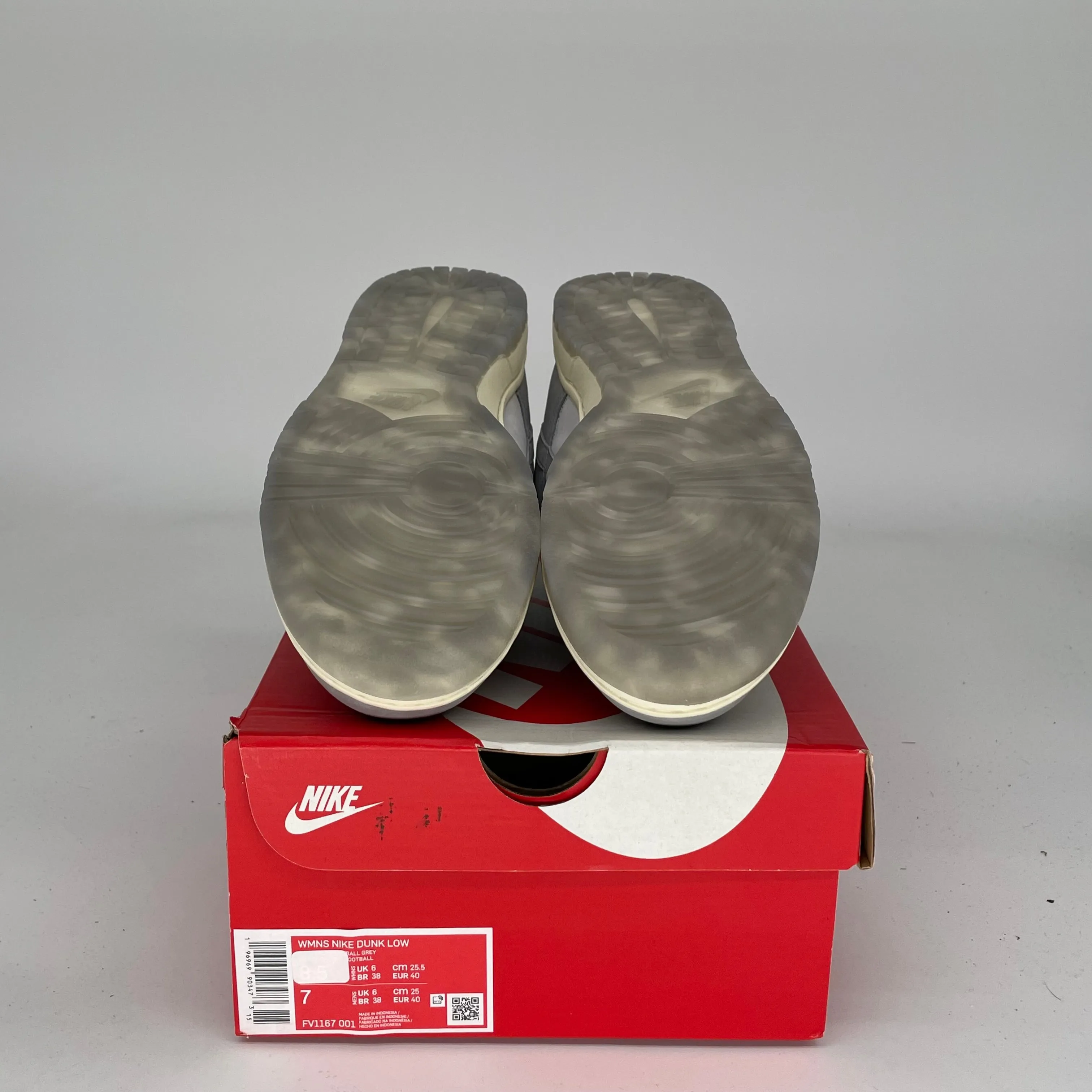 NIKE DUNK LOW COOL GREY FOOTBALL GREY W SIZE 7/8.5W FV1167-001