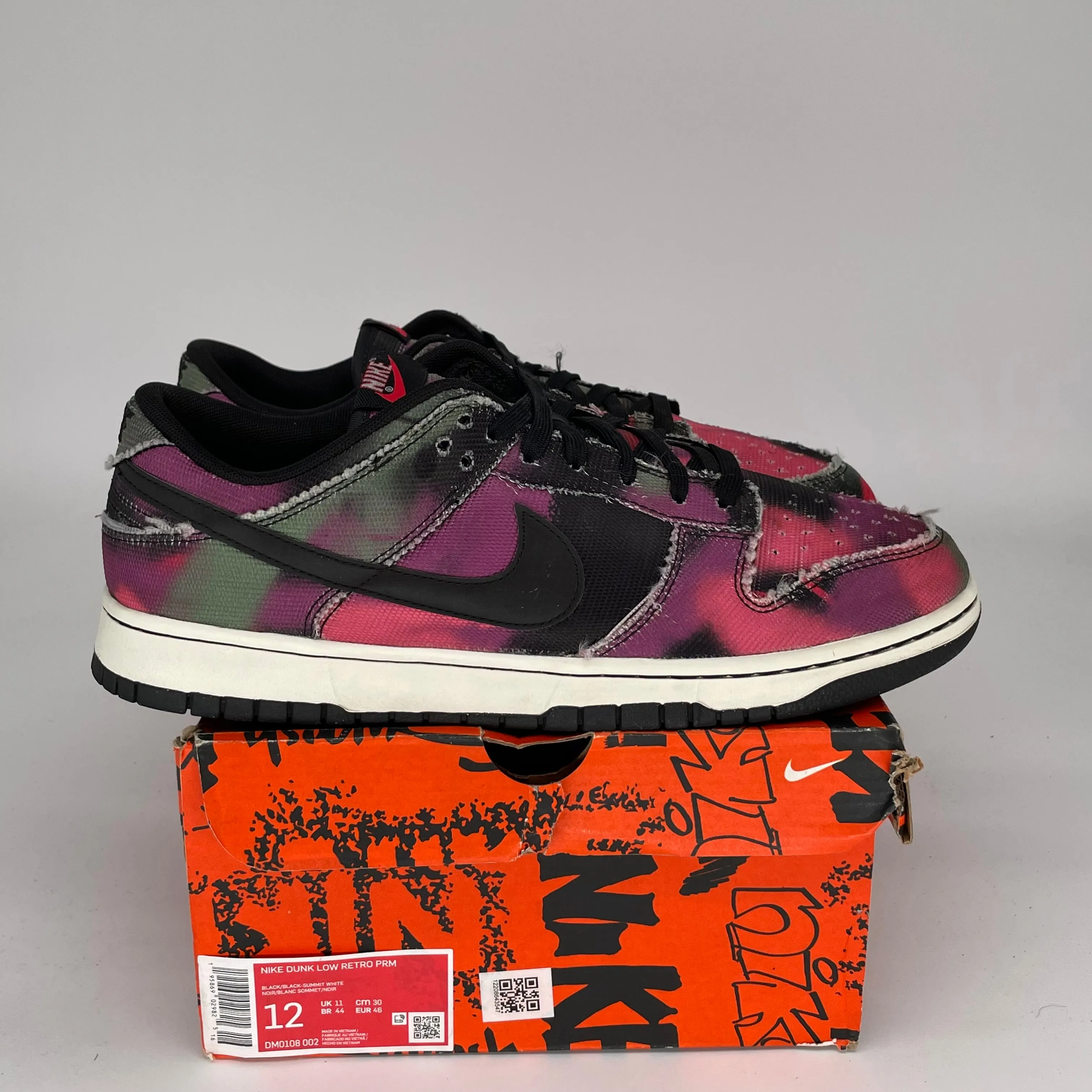 NIKE DUNK LOW GRAFFITI PINK SIZE 12 DM0108-002