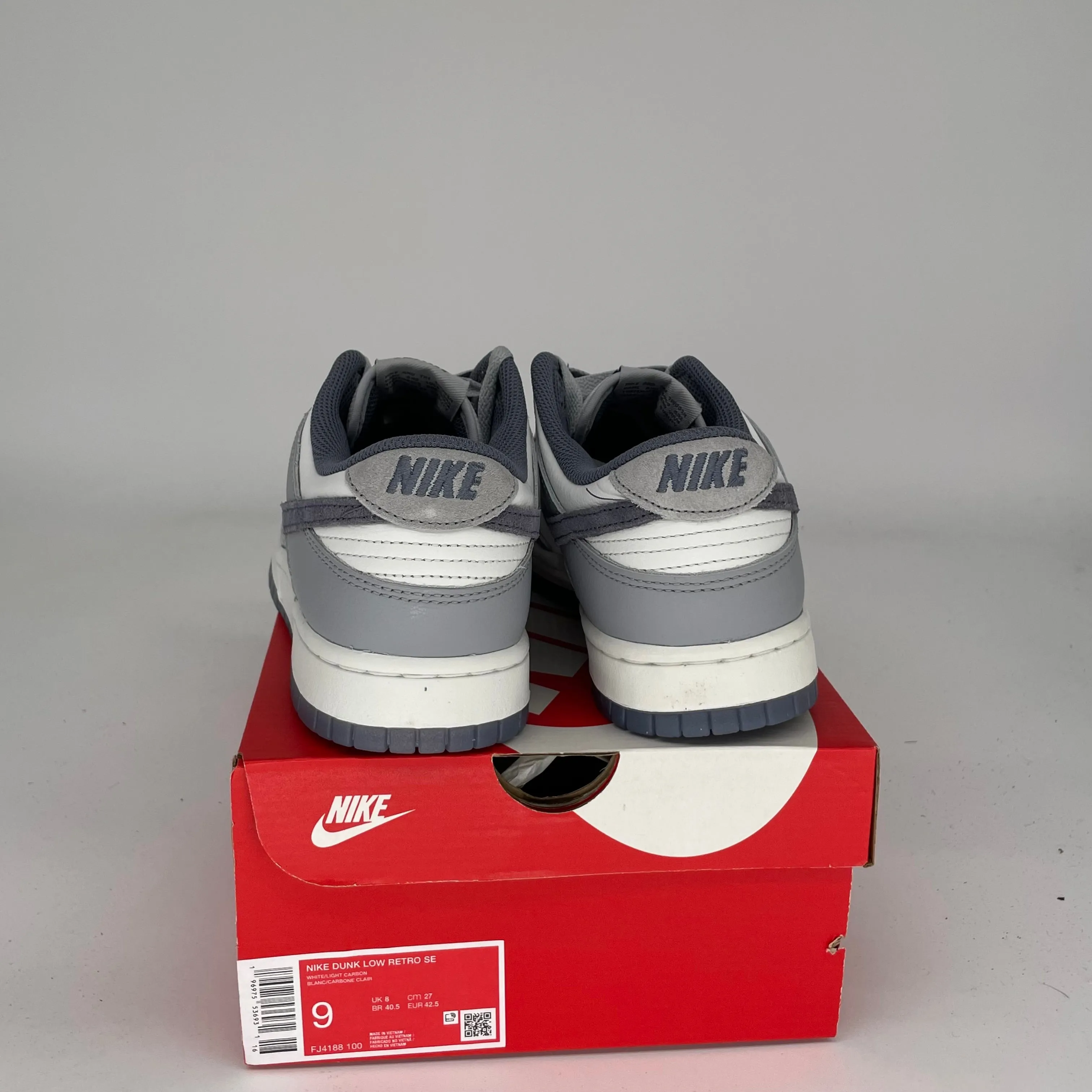 NIKE DUNK LOW LIGHT CARBON SIZE 9 FJ4188-100
