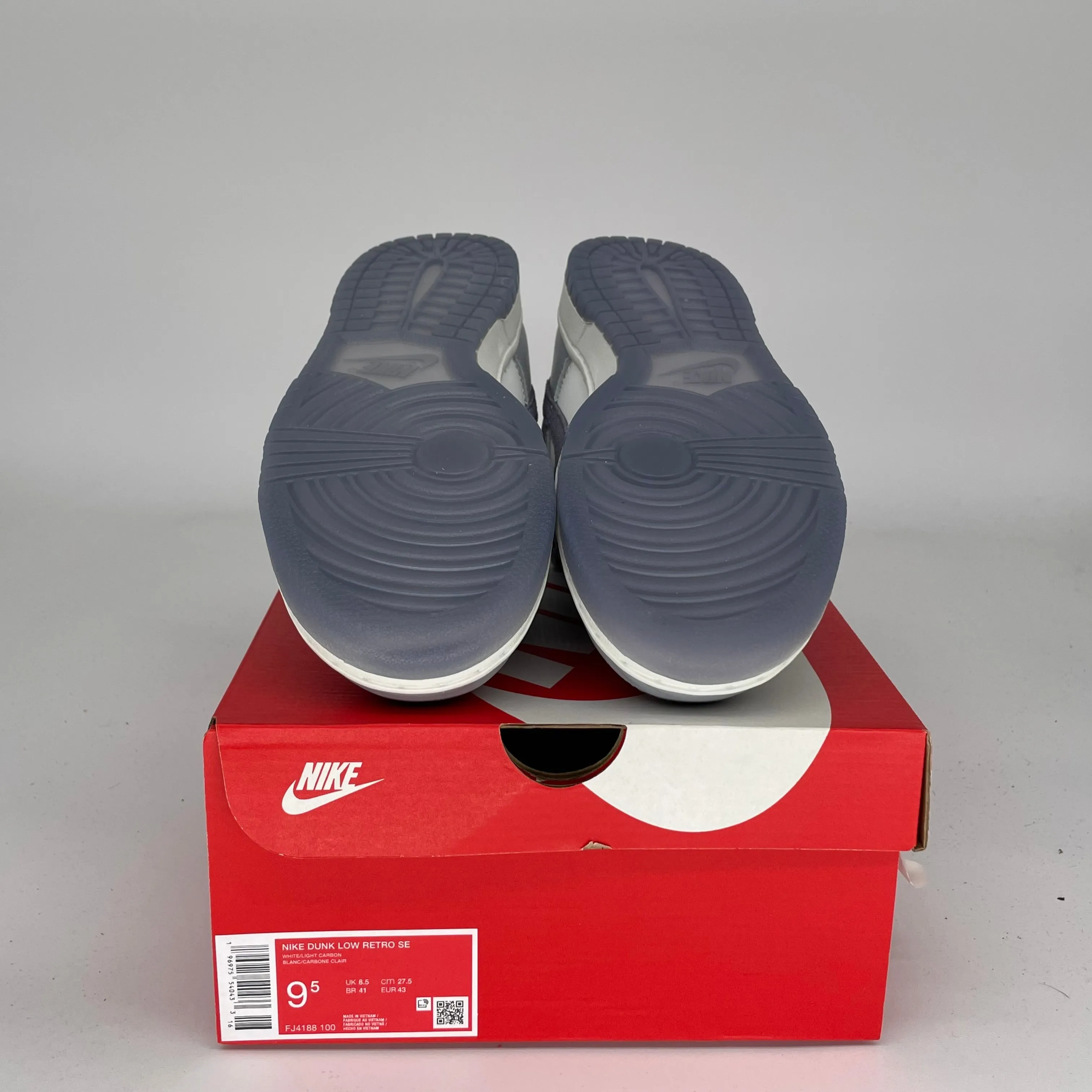 NIKE DUNK LOW LIGHT CARBON SIZE 9.5 FJ4188-100