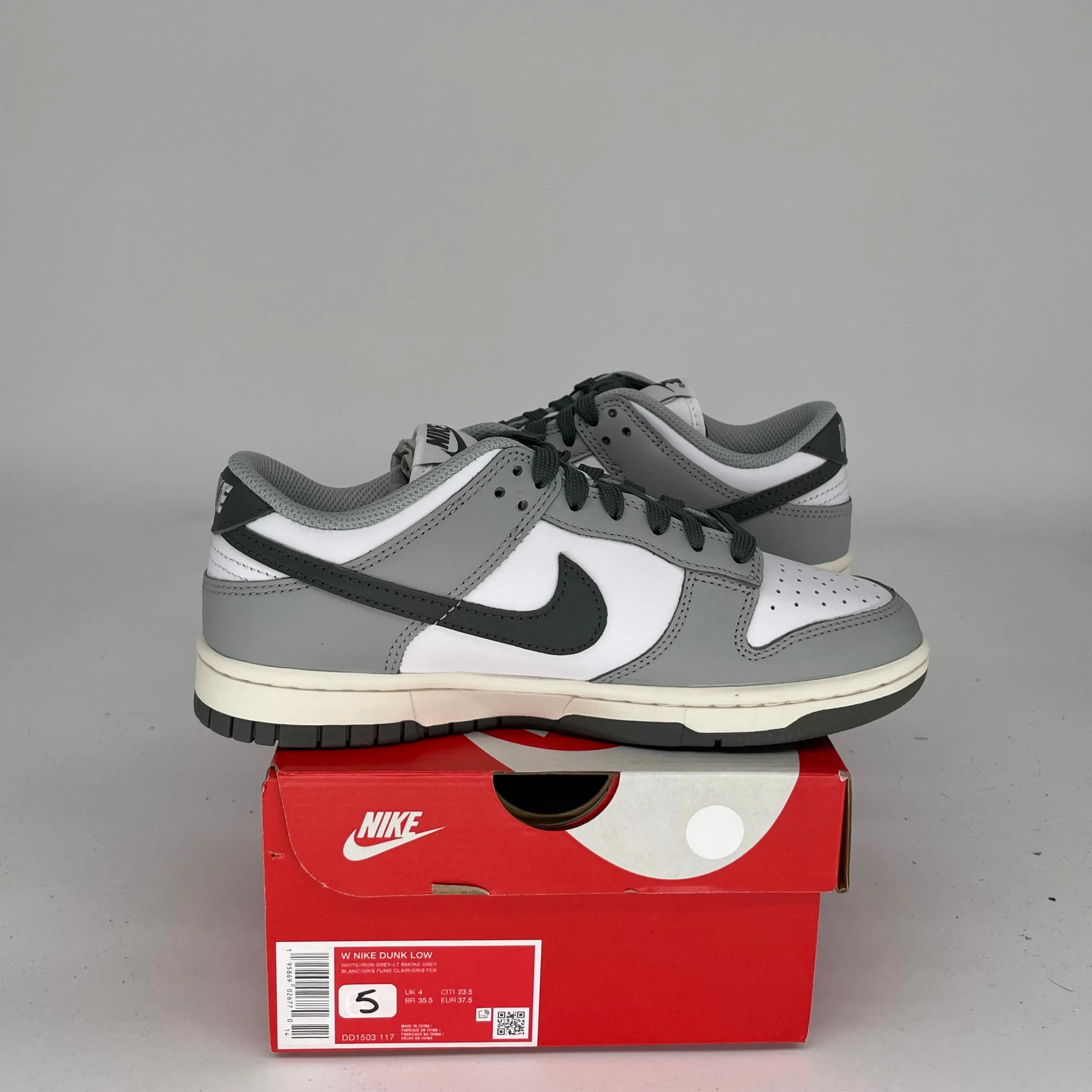 NIKE DUNK LOW LIGHT SMOKE GREY W SIZE 5/6.5W DD1503-117
