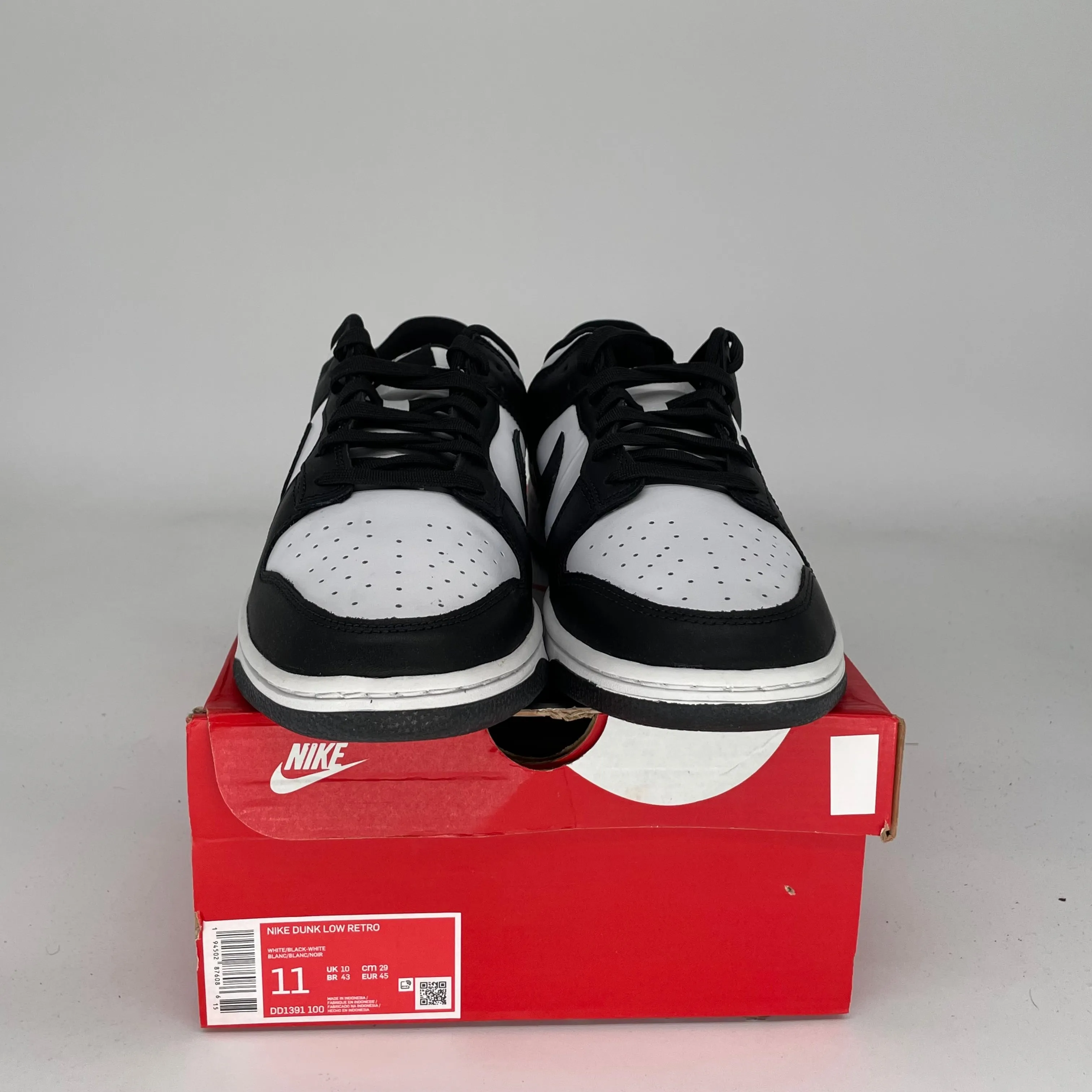 NIKE DUNK LOW PANDA SIZE 11 DD1391-100