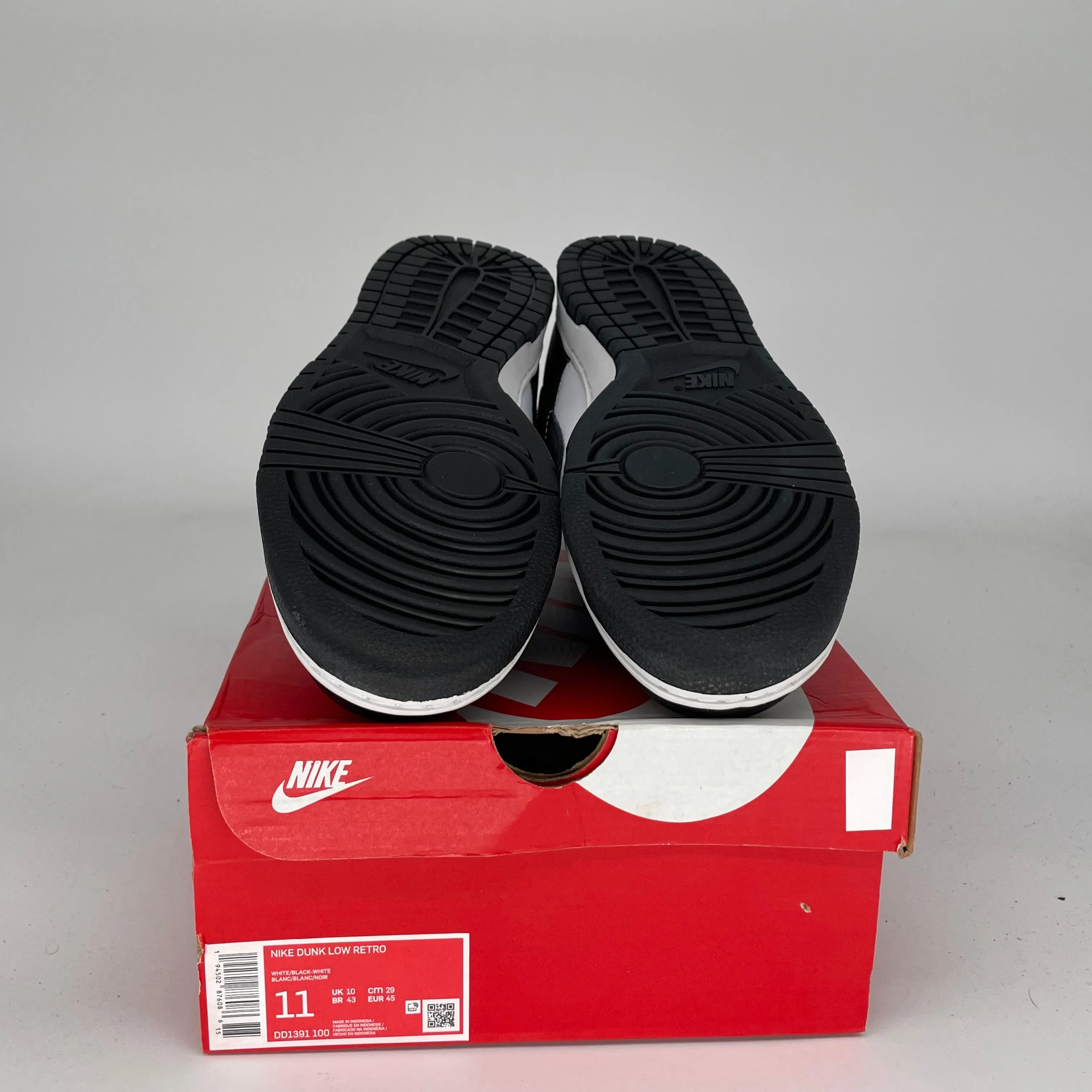 NIKE DUNK LOW PANDA SIZE 11 DD1391-100