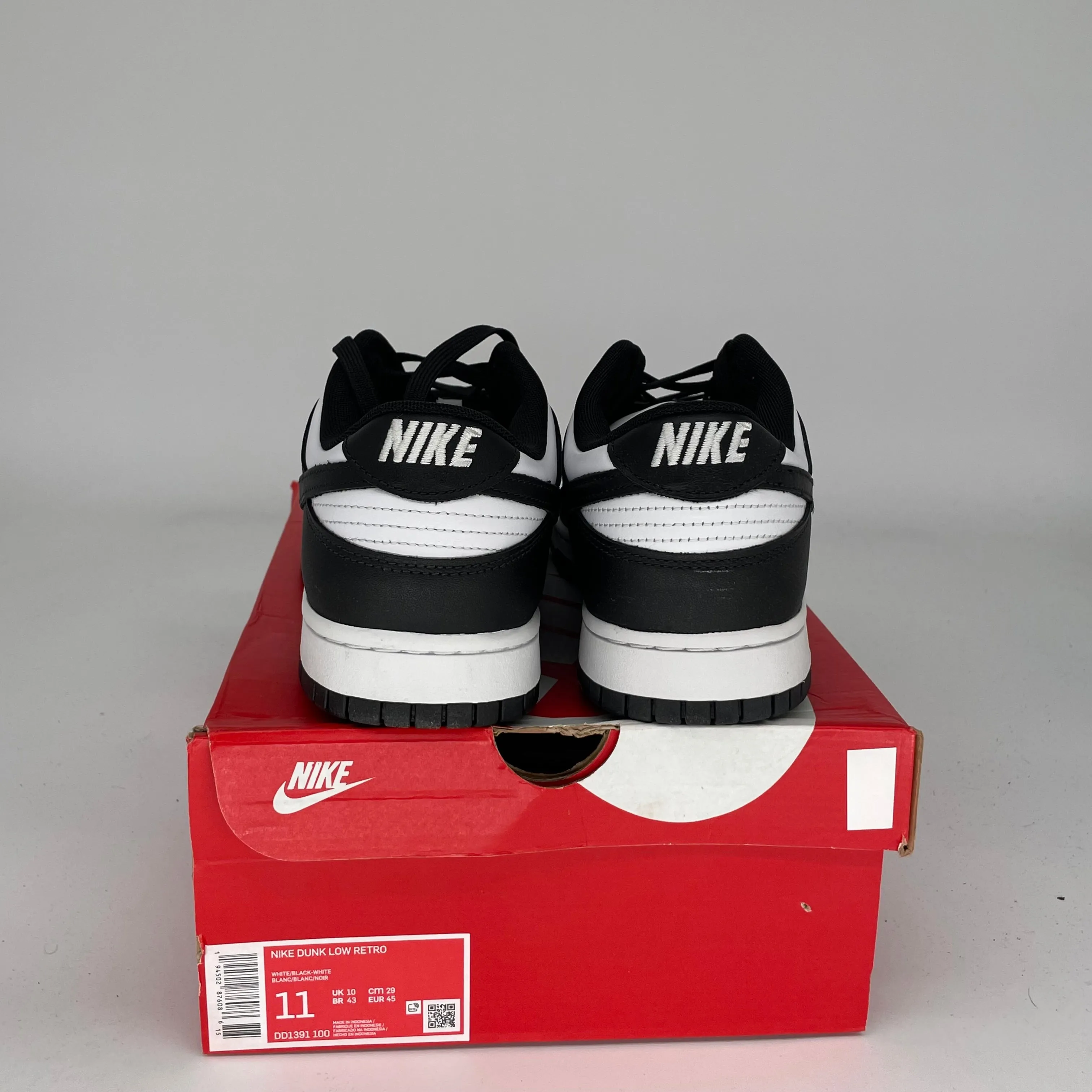 NIKE DUNK LOW PANDA SIZE 11 DD1391-100
