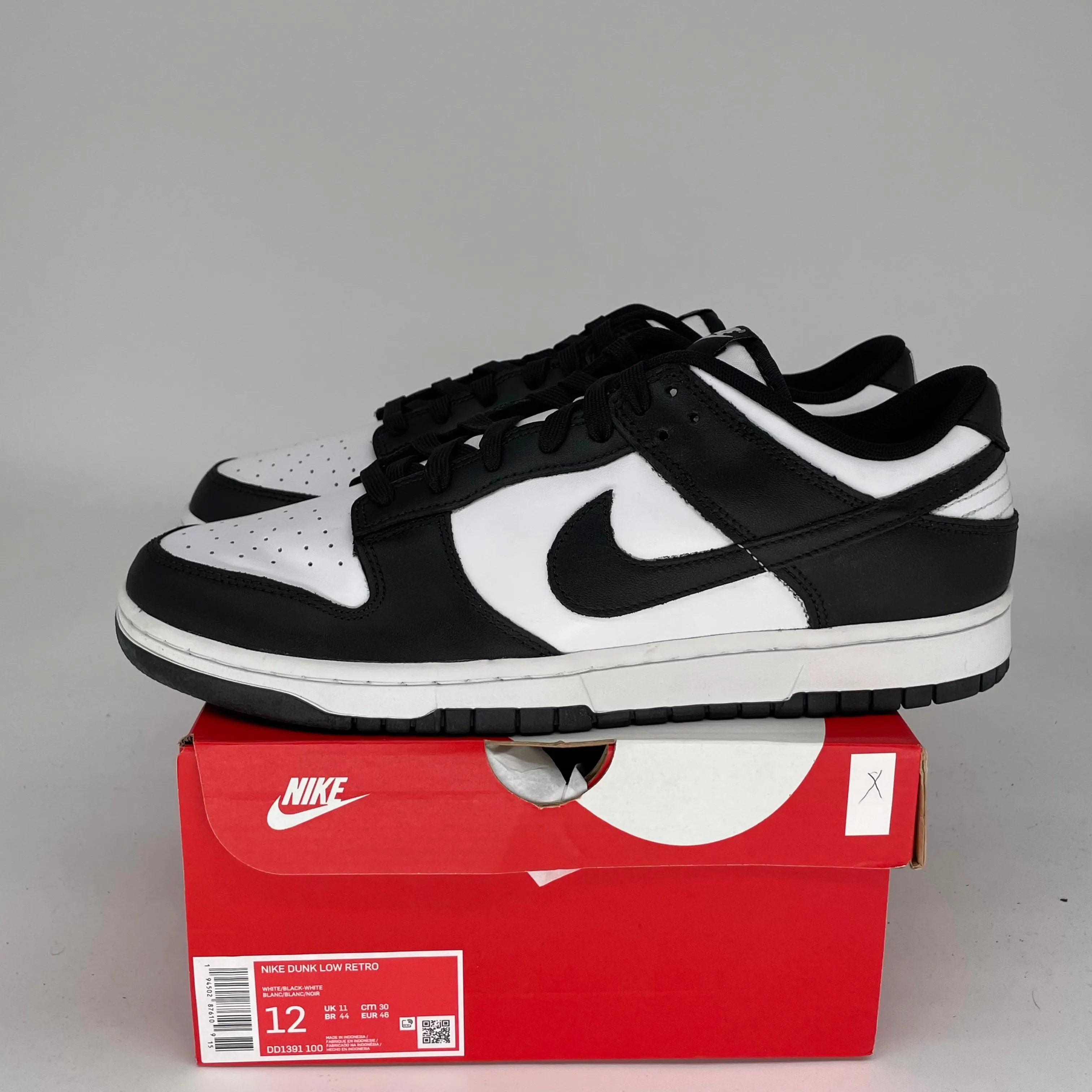 NIKE DUNK LOW PANDA SIZE 12 DD1391-100