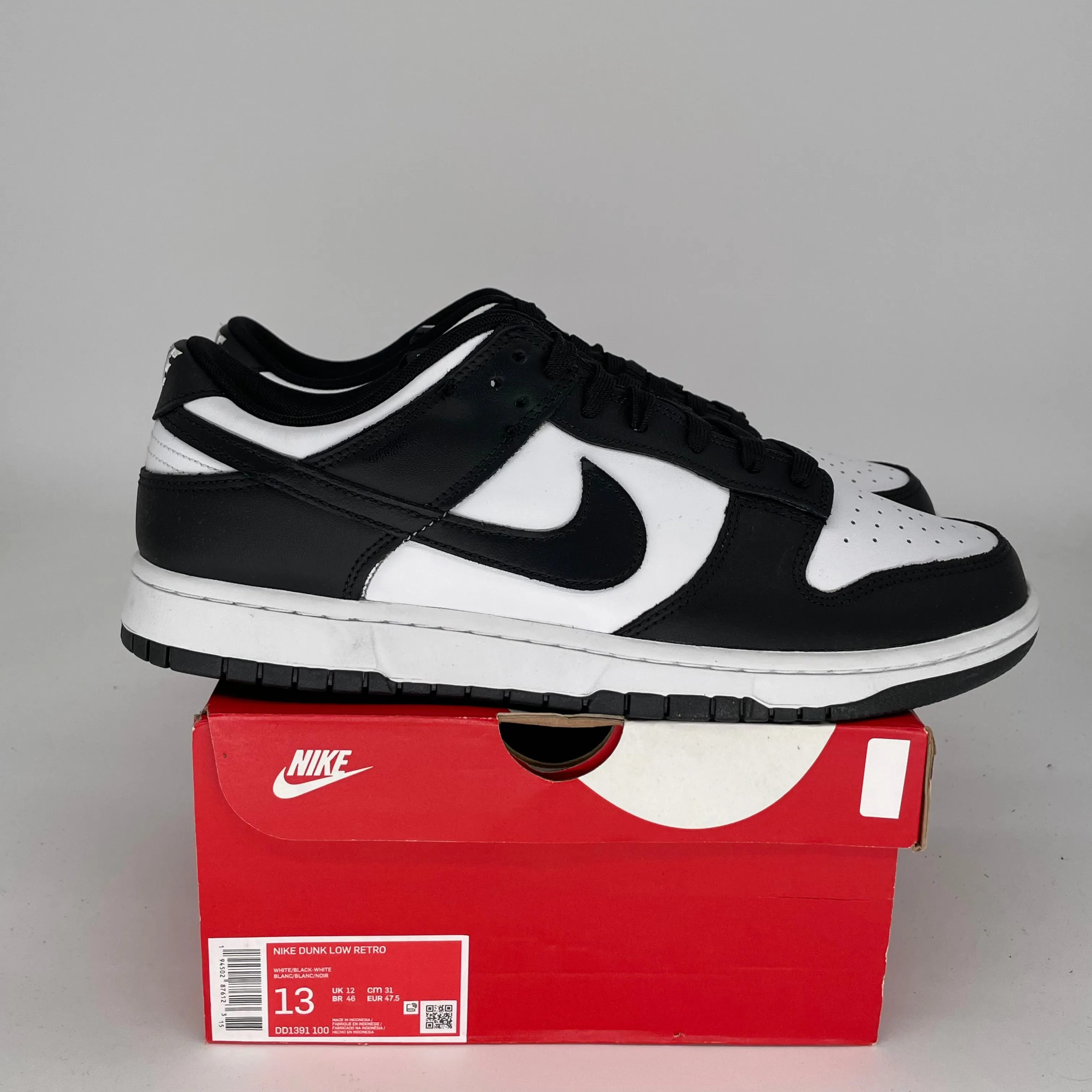 NIKE DUNK LOW PANDA SIZE 13 DD1391-100