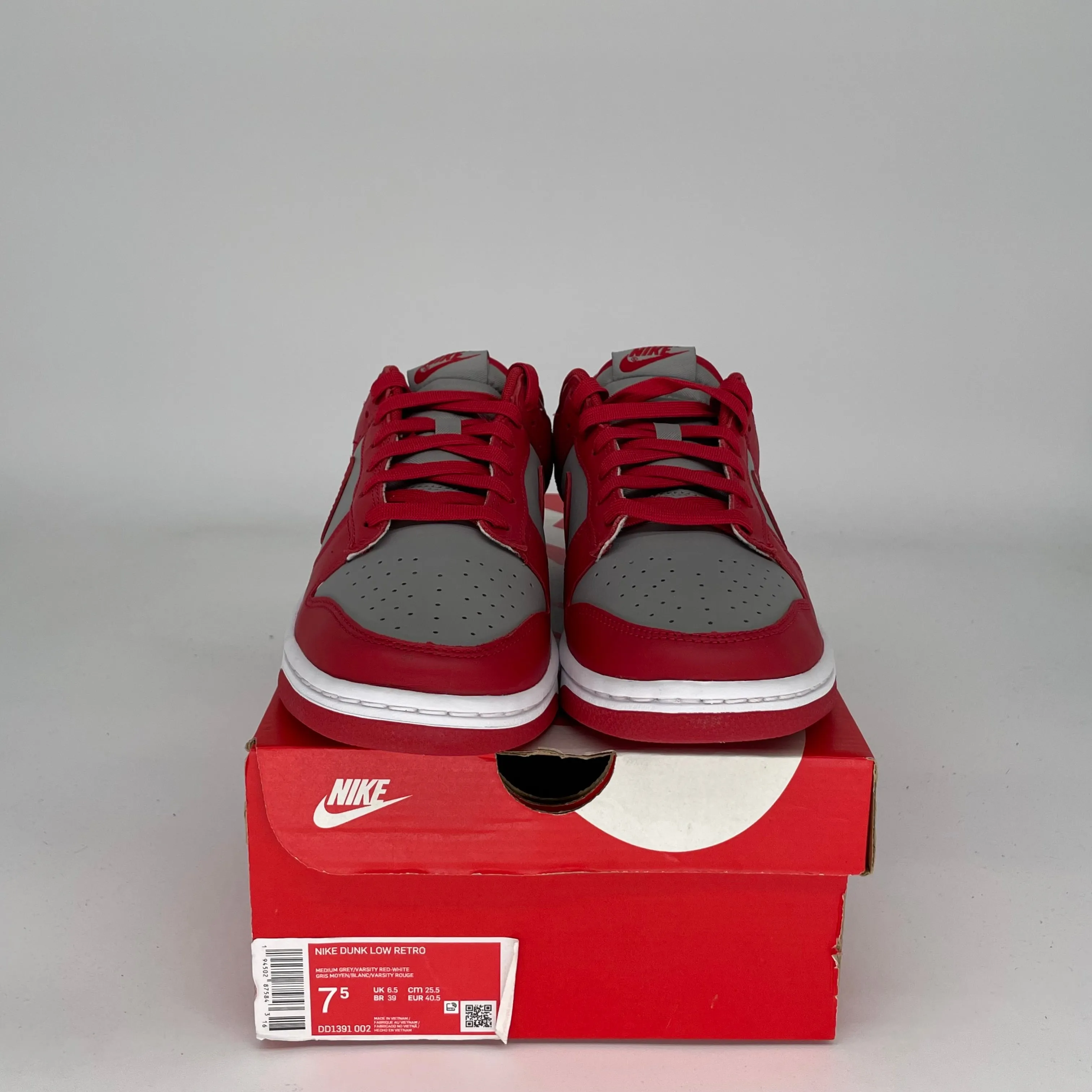 NIKE DUNK LOW UNLV SIZE 7.5 DD1391-002