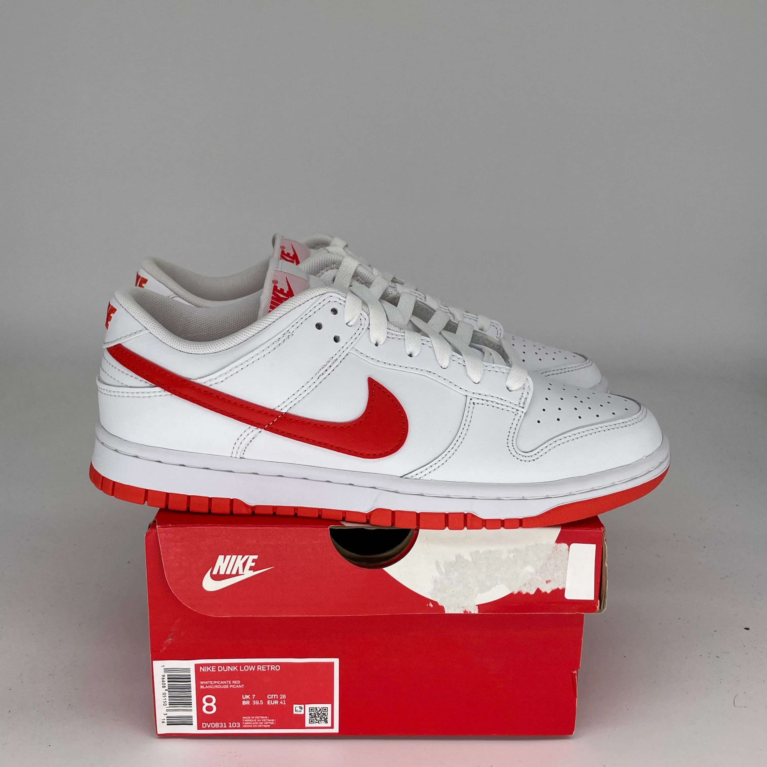NIKE DUNK LOW WHITE PICANTE RED SIZE 8 DV0831-103