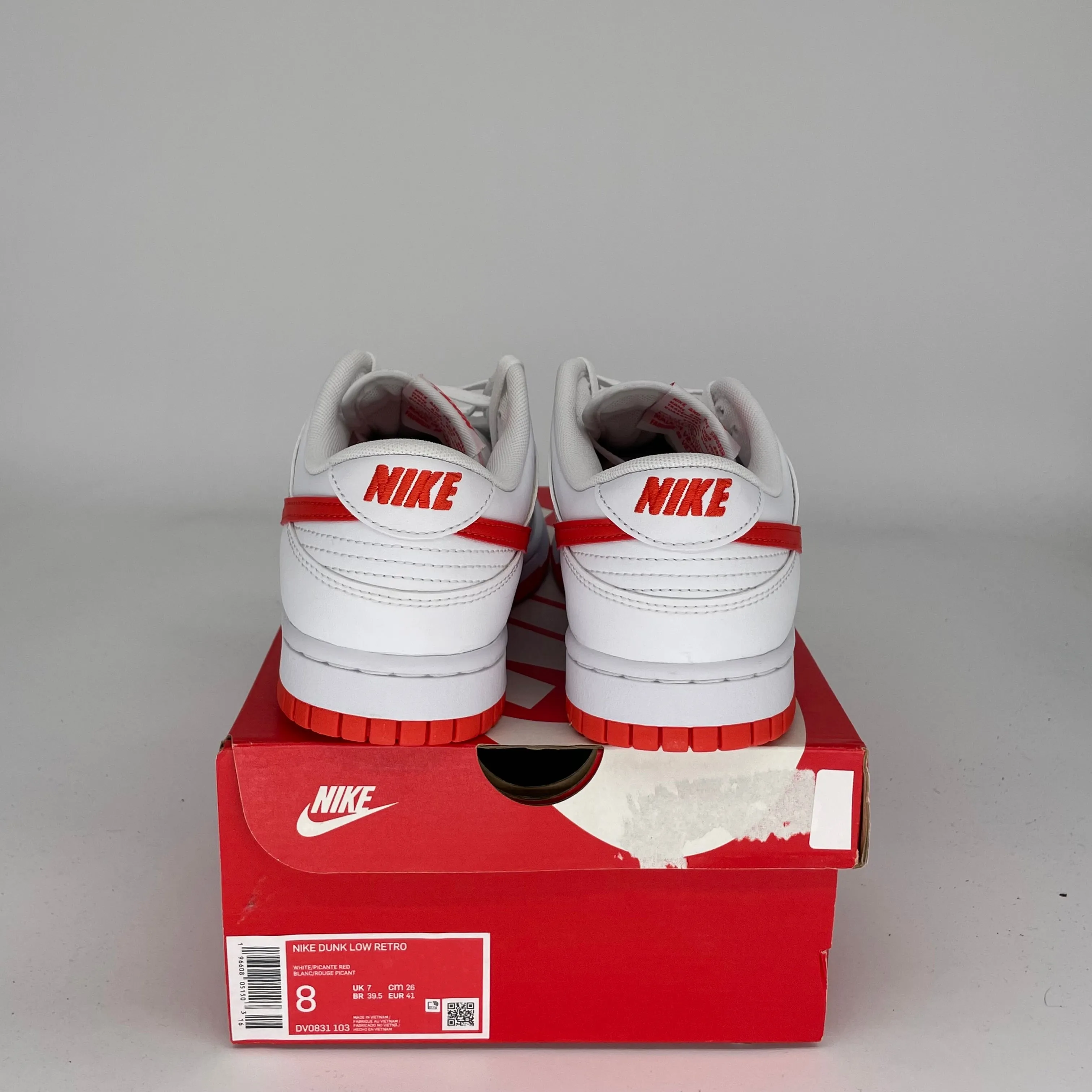 NIKE DUNK LOW WHITE PICANTE RED SIZE 8 DV0831-103