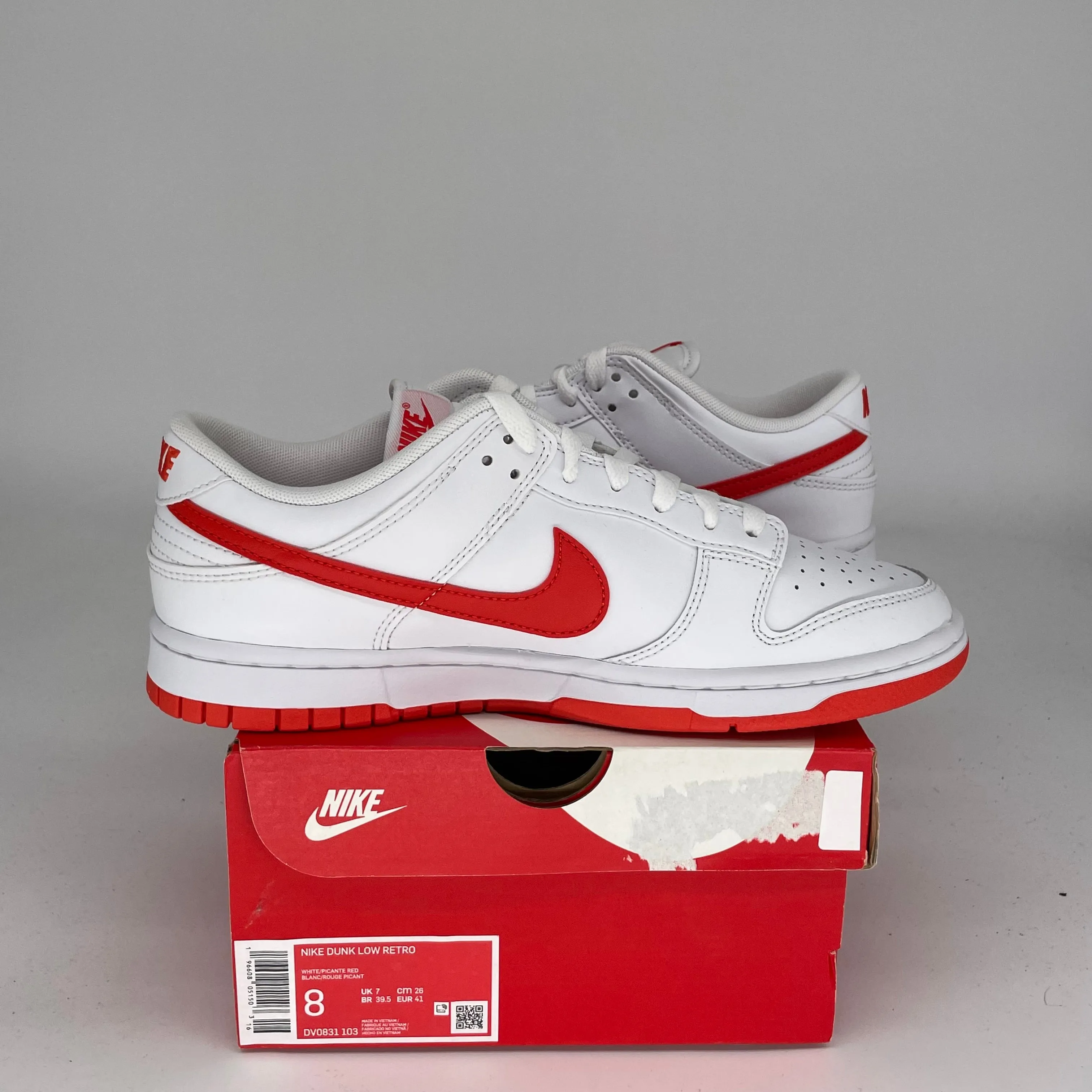 NIKE DUNK LOW WHITE PICANTE RED SIZE 8 DV0831-103