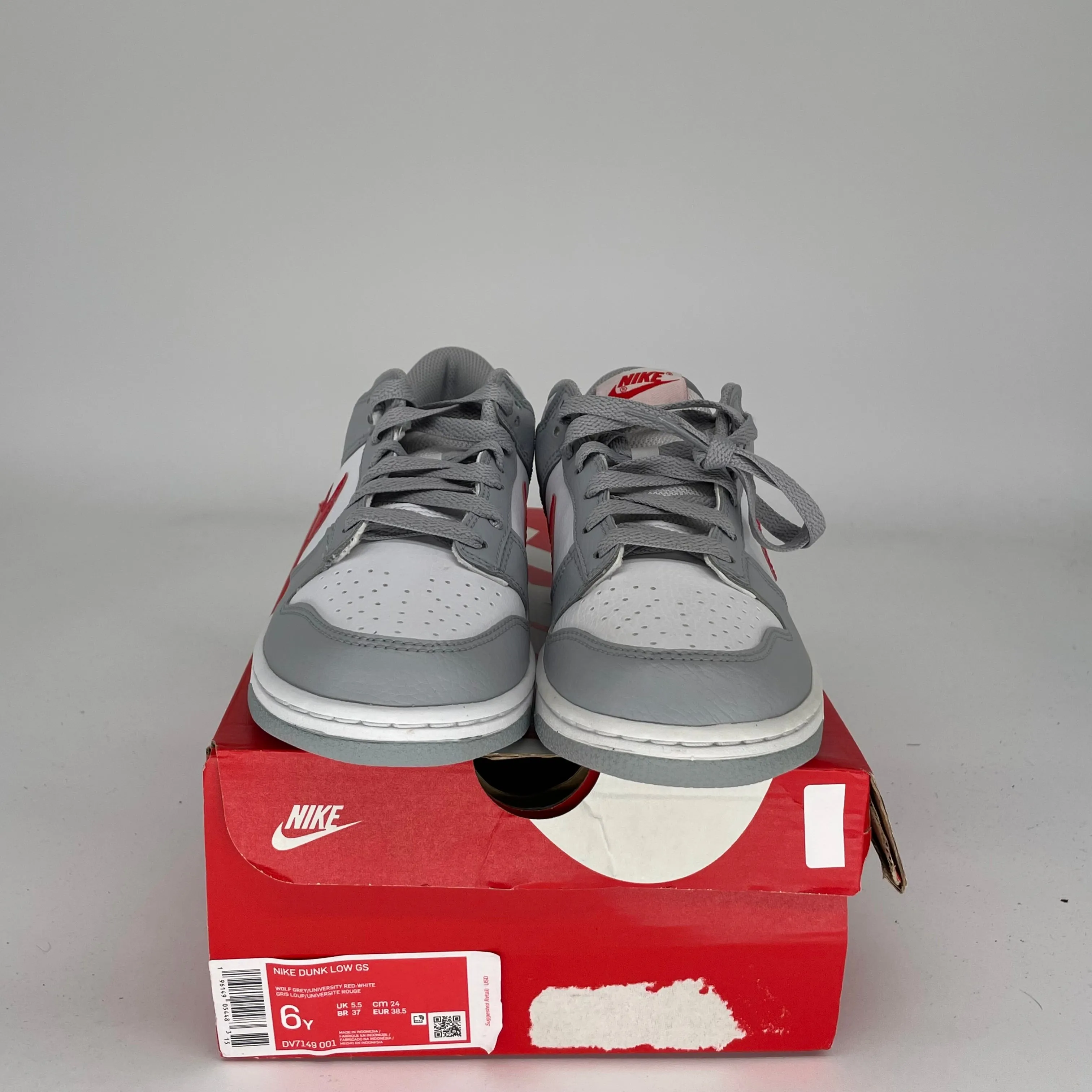 NIKE DUNK LOW WHITE WOLF GREY UNIVERSITY RED SIZE 6Y DV7149-001