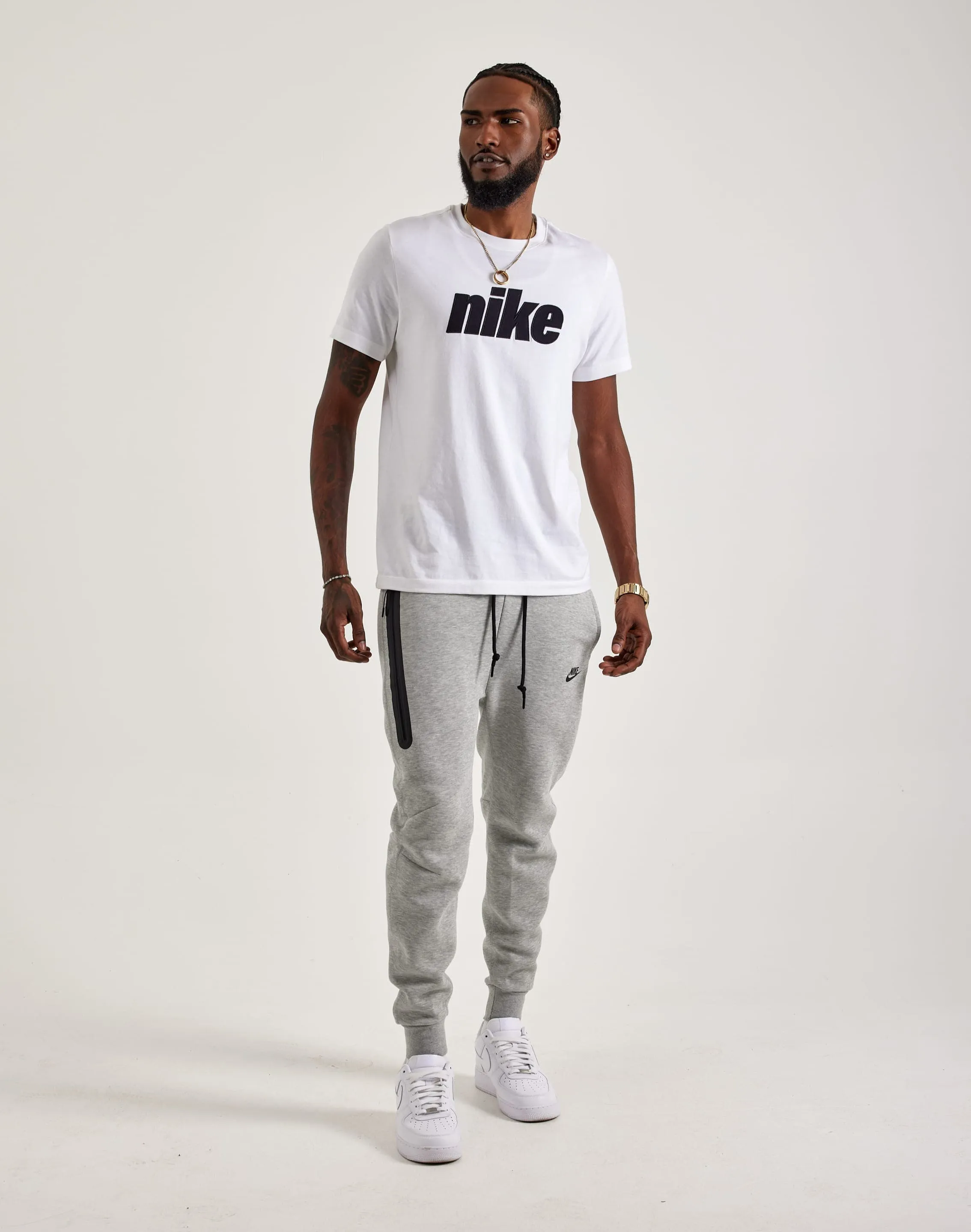 Nike Tech Fleece Slim-Fit Joggers
